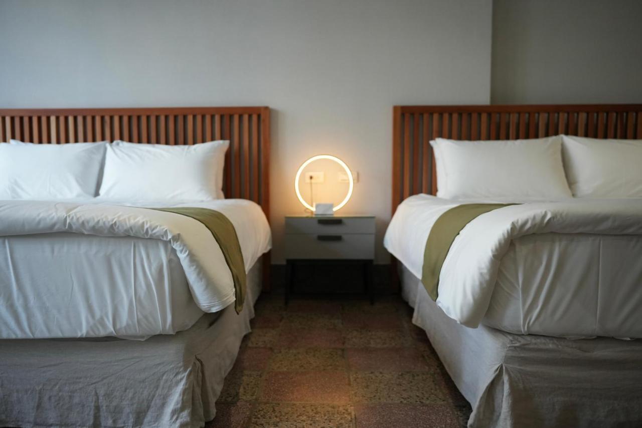 璿 旅 Syuan Hotel Tainan Bagian luar foto