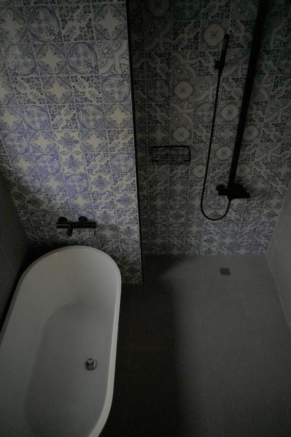 璿 旅 Syuan Hotel Tainan Bagian luar foto