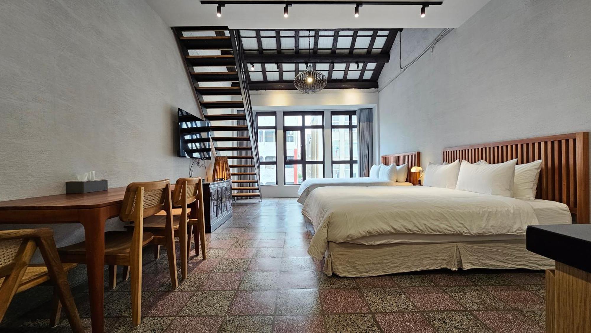 璿 旅 Syuan Hotel Tainan Bagian luar foto