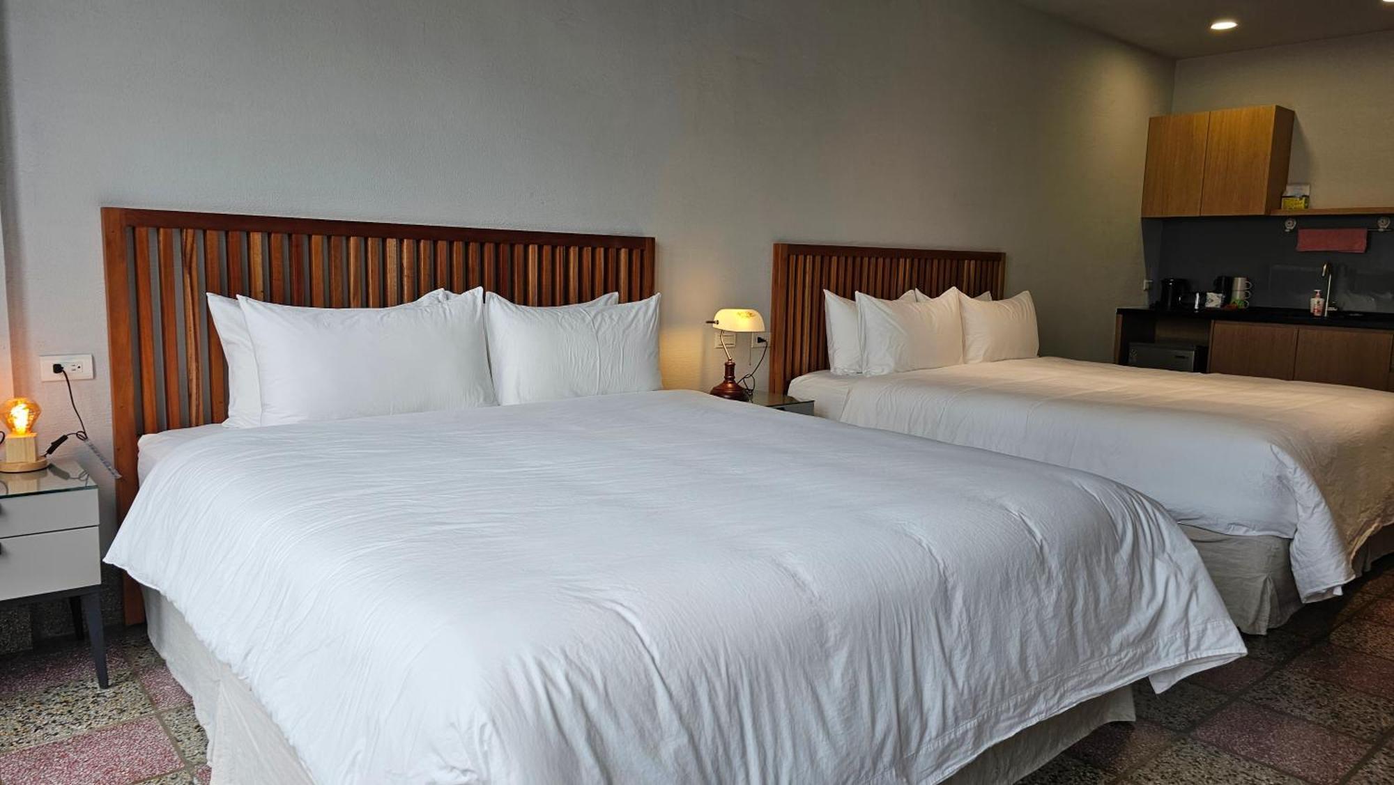 璿 旅 Syuan Hotel Tainan Bagian luar foto